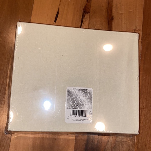 NWT ~ BODY AND EARTH SPA CANVAS FOOT BASKET - Picture 3 of 4